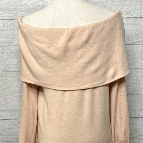 Light Pink Off The Shoulder Tunic Sweater - Picture 4 of 5